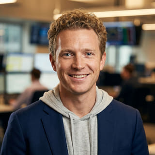 Ryan Brooks, Analista di Trading Senior di Fortem Rendovur